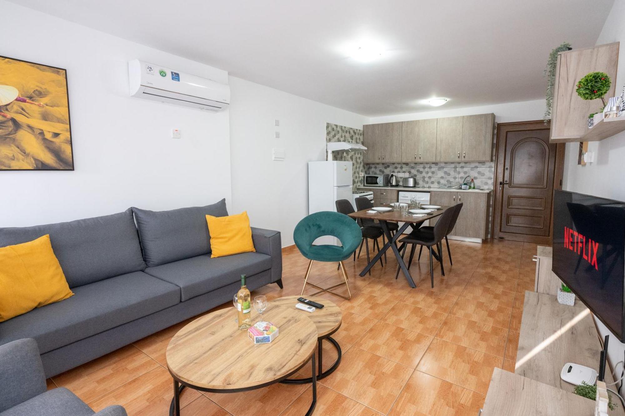 Napa Centrale Suites Agia Napa Exterior foto
