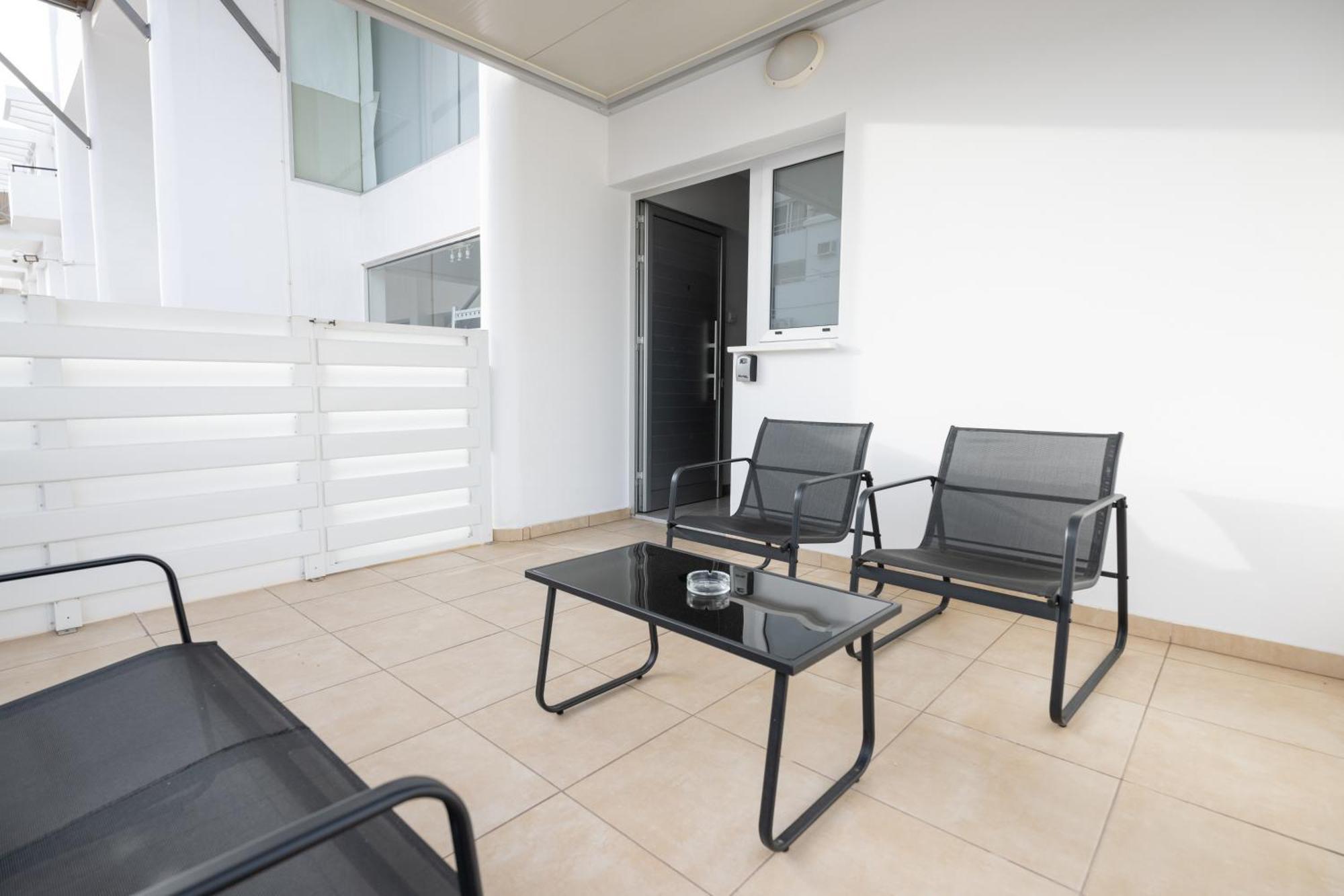 Napa Centrale Suites Agia Napa Exterior foto